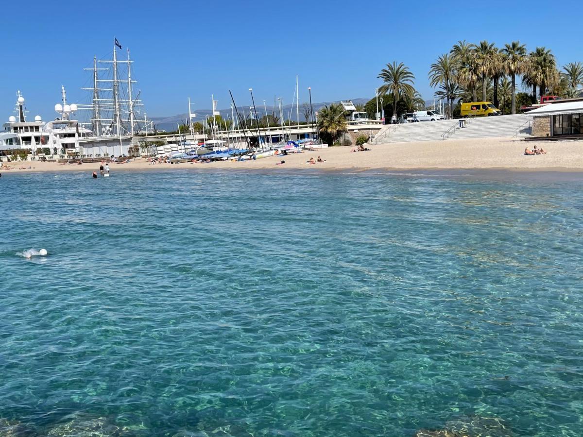 Palm Beach- Free Wifi- Parking- Sea View Lägenhet Cannes Exteriör bild